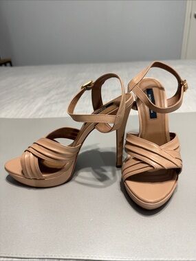 BCBGMaxAzria Ravil Criss Cross Pleated Strappy Ankle Strap Platform Heels 9.5